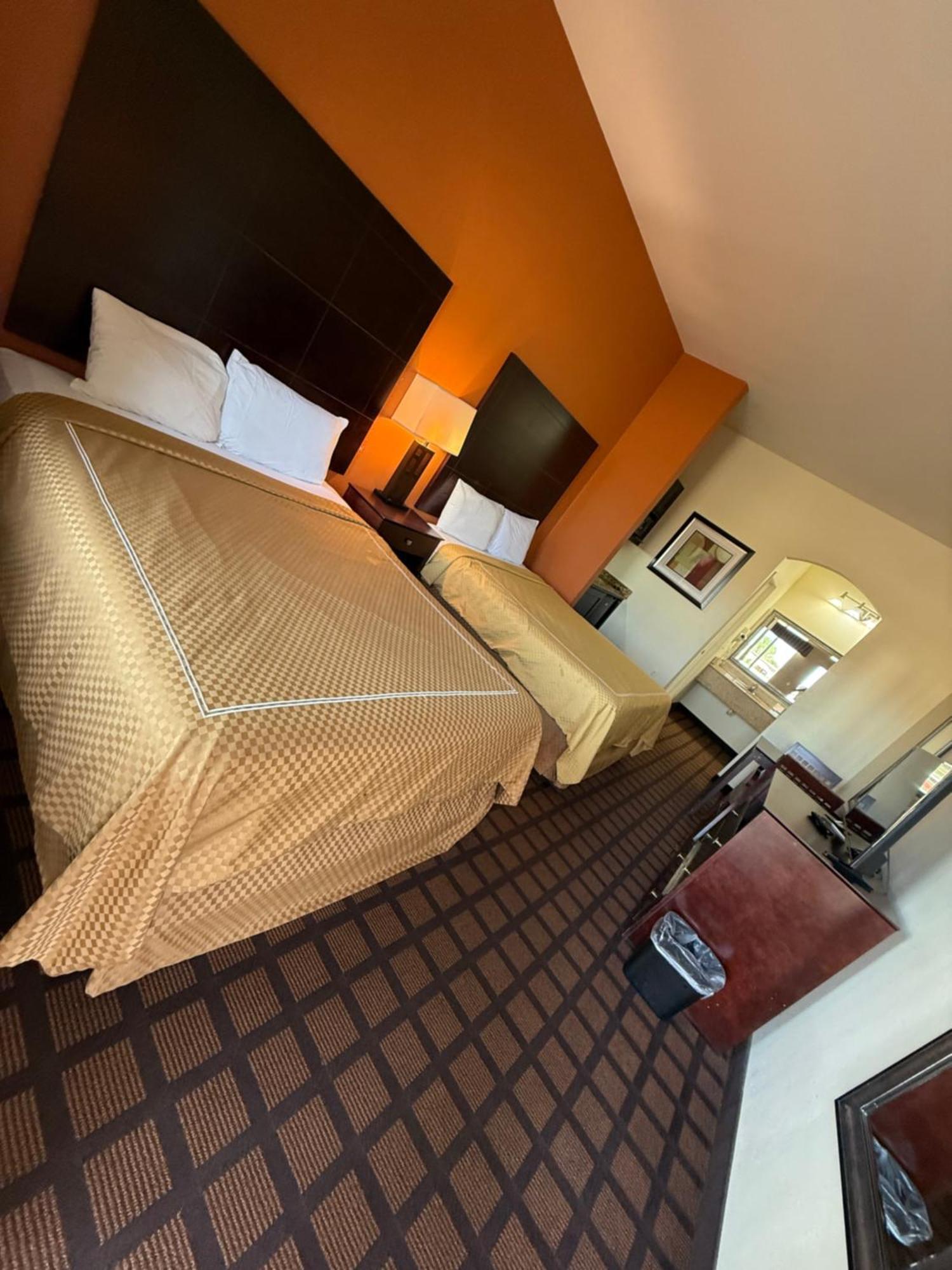Executive Inn And Suites Pittsburg Kültér fotó